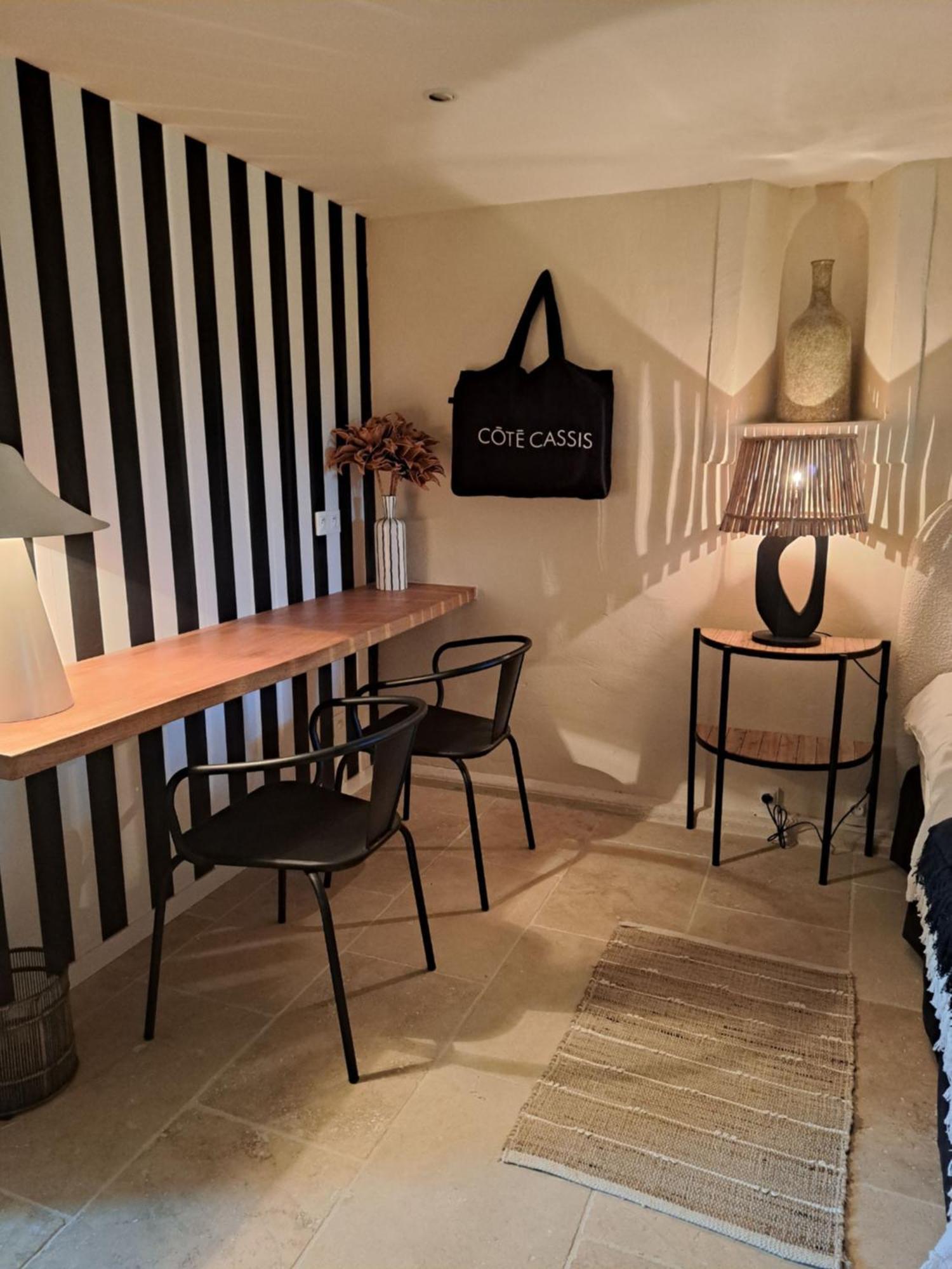 Le Cottage de Sophie Valernes Extérieur photo