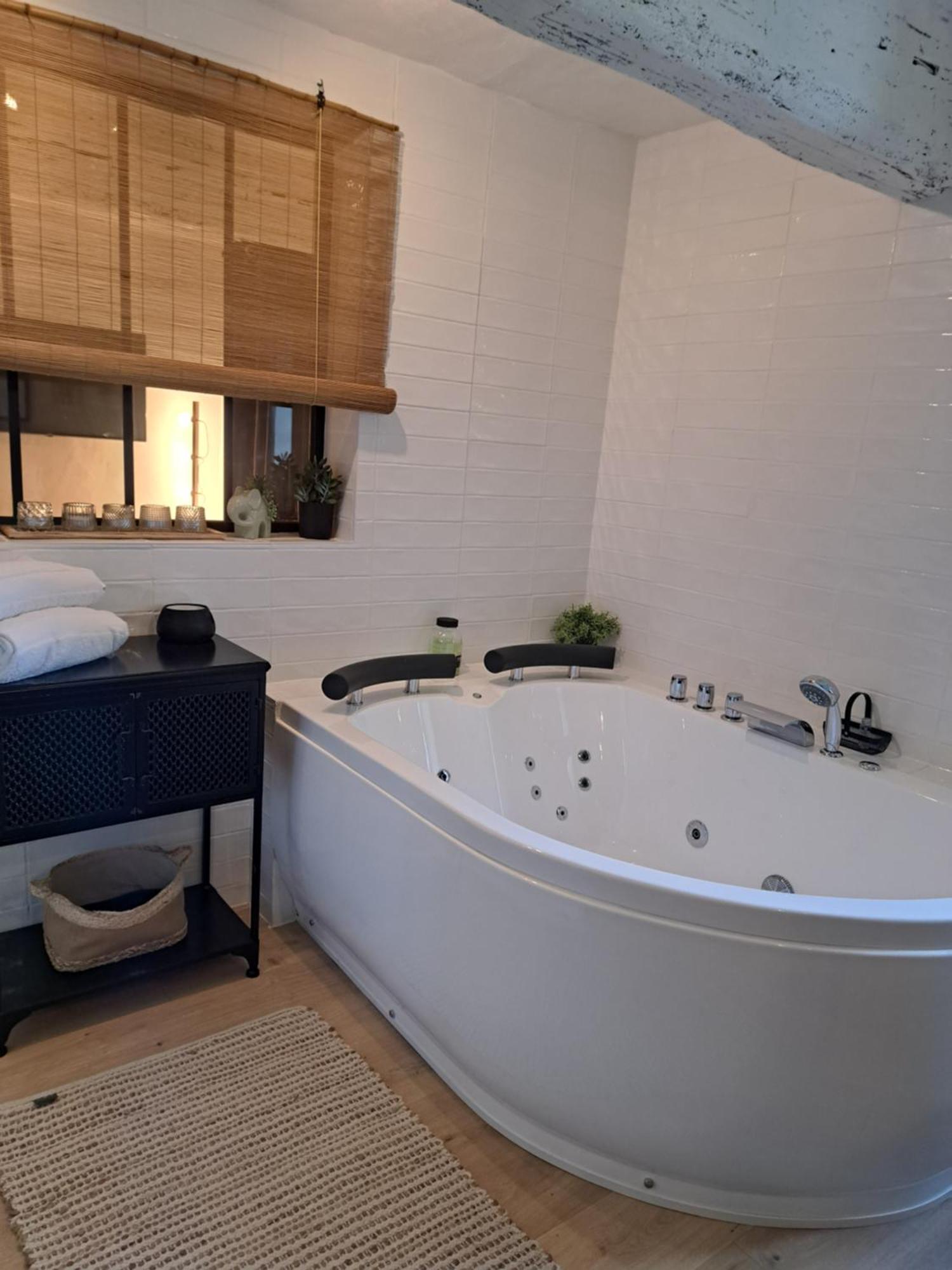 Le Cottage de Sophie Valernes Chambre photo